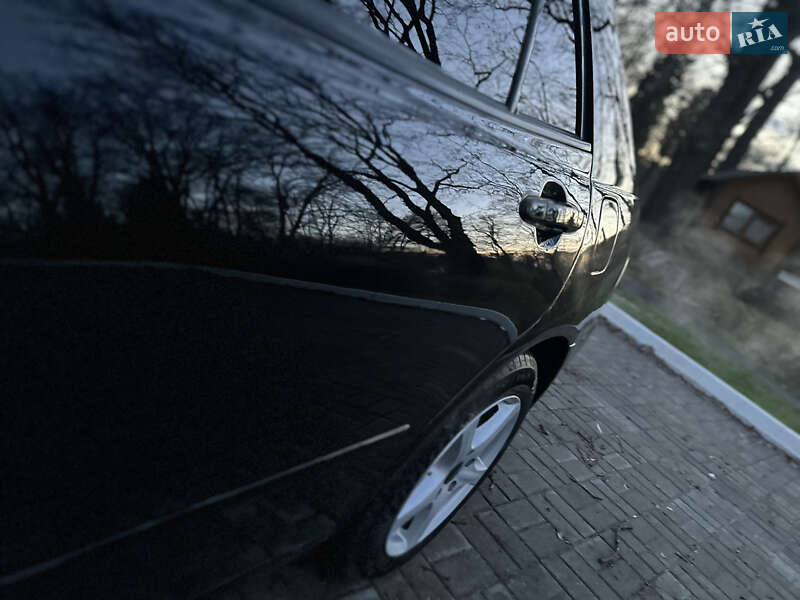 Седан Lexus IS 2003 в Дрогобичі фото 19 Седан Lexus IS 2003 в Дрогобичі