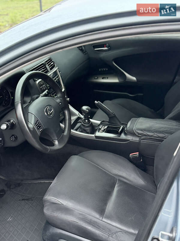 Седан Lexus IS 2006 в Кропивницком фото 15 Седан Lexus IS 2006 в Кропивницком