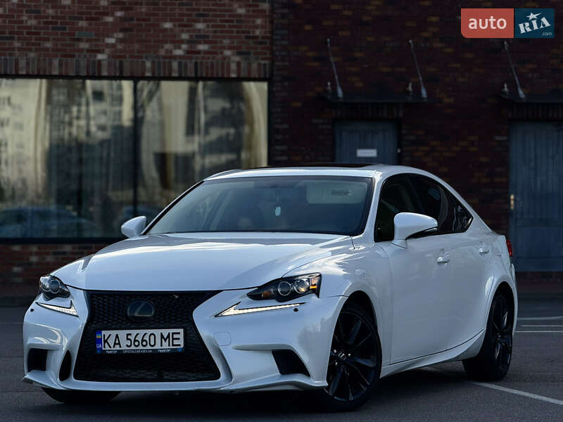 Седан Lexus IS 2014 в Киеве фото 12 Седан Lexus IS 2014 в Киеве