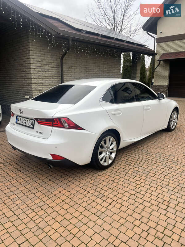 Седан Lexus IS 2013 в Киеве фото 6 Седан Lexus IS 2013 в Киеве