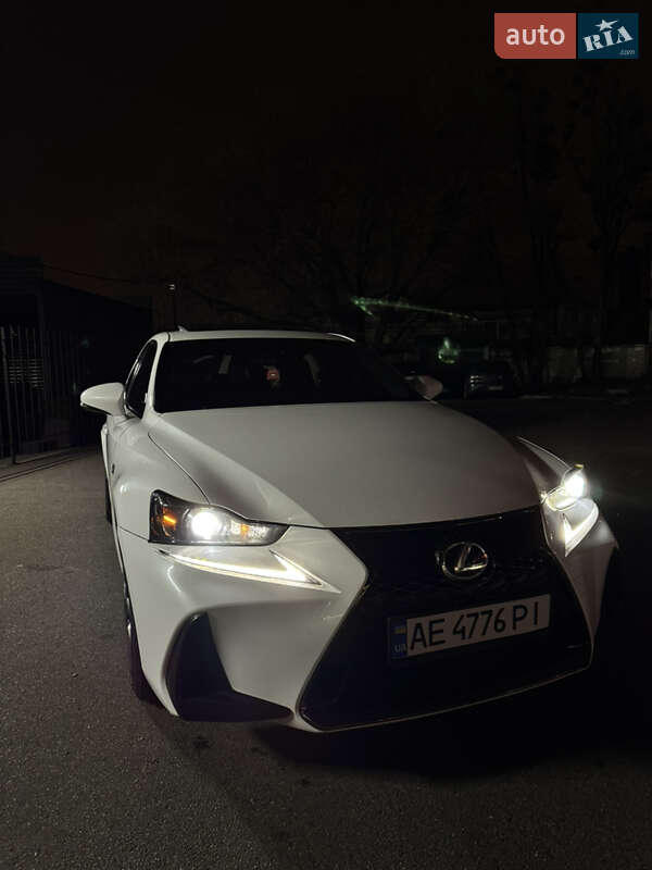 2017 Lexus IS, VIN JTHBA1D22H5047955:plate — фото 1 (autoria)