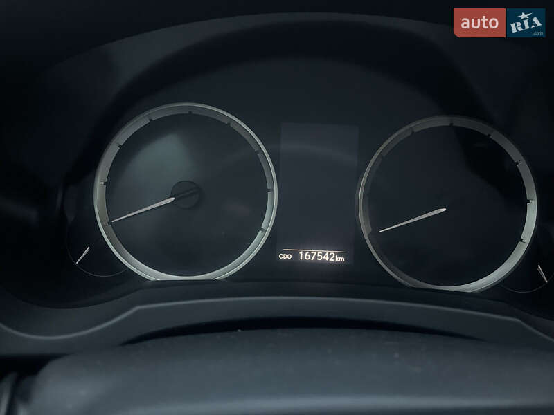 Седан Lexus IS 2016 в Киеве