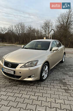 Седан Lexus IS 2005 в Львове