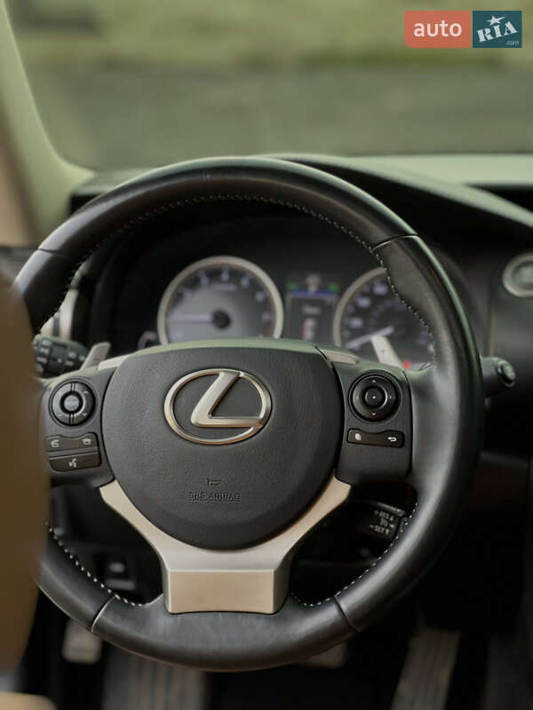 Седан Lexus IS 2014 в Львове фото 36 Седан Lexus IS 2014 в Львове