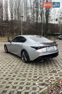 Седан Lexus IS 2022 в Киеве