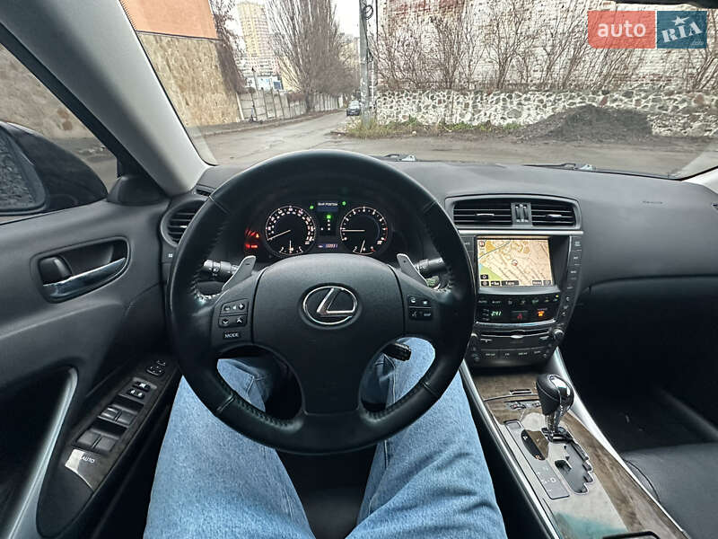 Седан Lexus IS 2008 в Киеве фото 64 Седан Lexus IS 2008 в Киеве