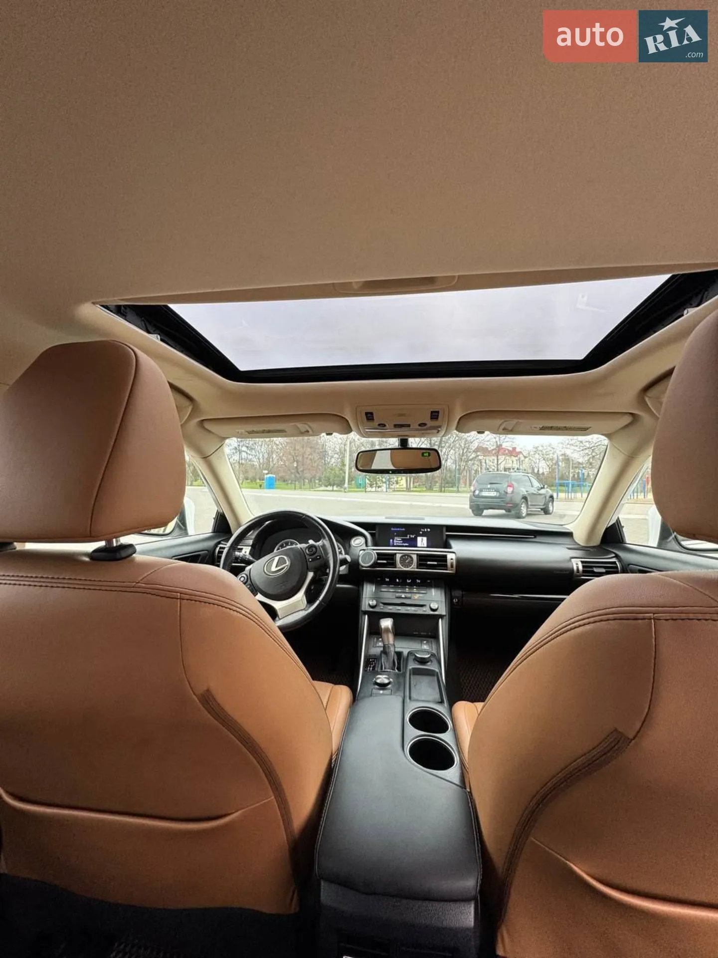 2014 Lexus IS - мініатюра 8