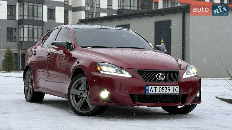 Седан Lexus IS 2013 в Івано-Франківську