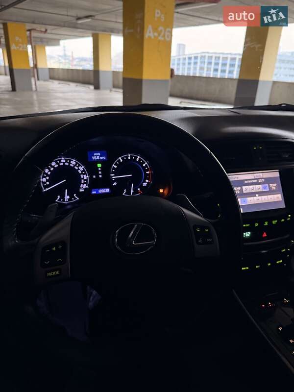 Седан Lexus IS 2011 в Києві фото 22 Седан Lexus IS 2011 в Києві