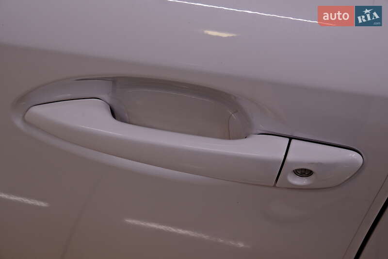 Седан Lexus IS 2018 в Одессе