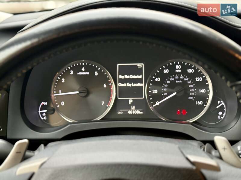 Седан Lexus IS 2018 в Киеве