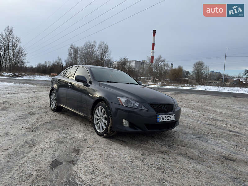 Седан Lexus IS 2007 в Киеве
