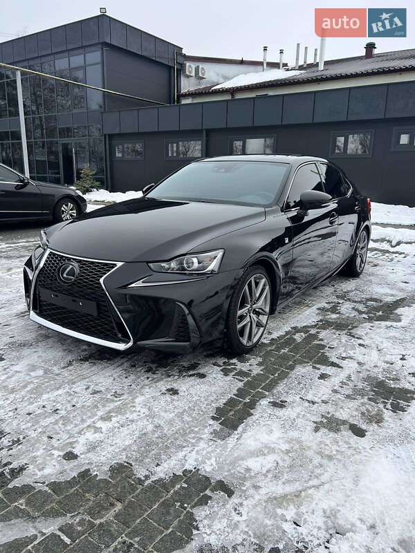 Седан Lexus IS 2018 в Одессе