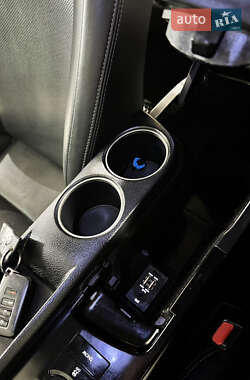 Седан Lexus IS 2013 в Никополе