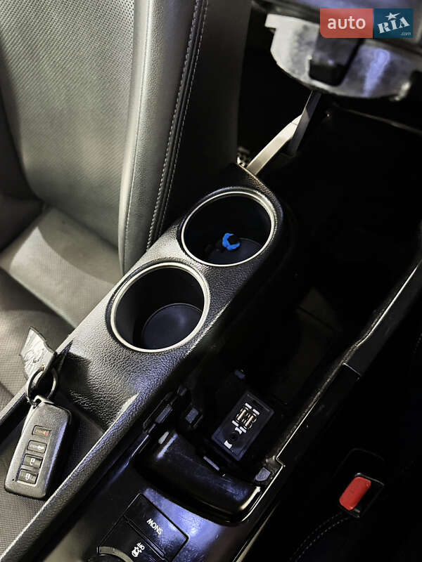 Седан Lexus IS 2013 в Никополе