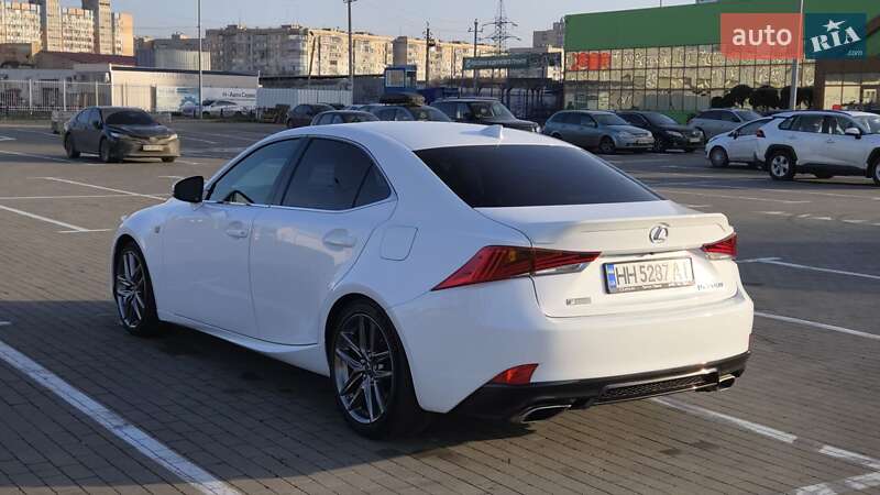 Седан Lexus IS 2016 в Одессе
