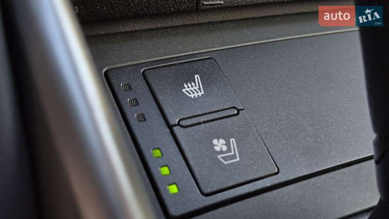 Седан Lexus IS 2016 в Одессе