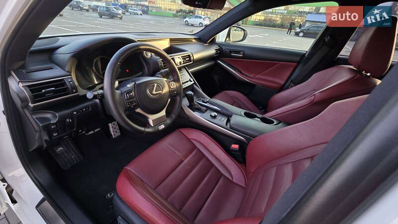Седан Lexus IS 2016 в Одессе