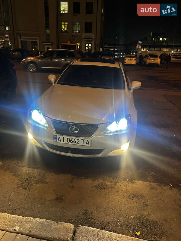 Седан Lexus IS 2006 в Харькове