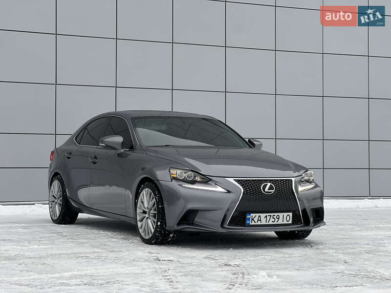 Седан Lexus IS 2013 в Киеве фото 3 Седан Lexus IS 2013 в Киеве