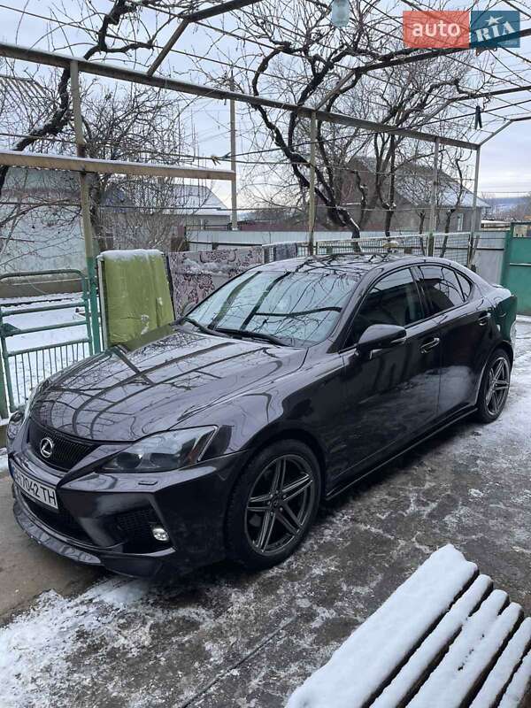 Седан Lexus IS 2010 в Тарутине