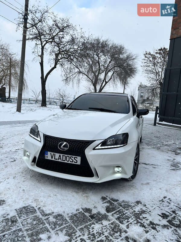 Седан Lexus IS 2012 в Запорожье