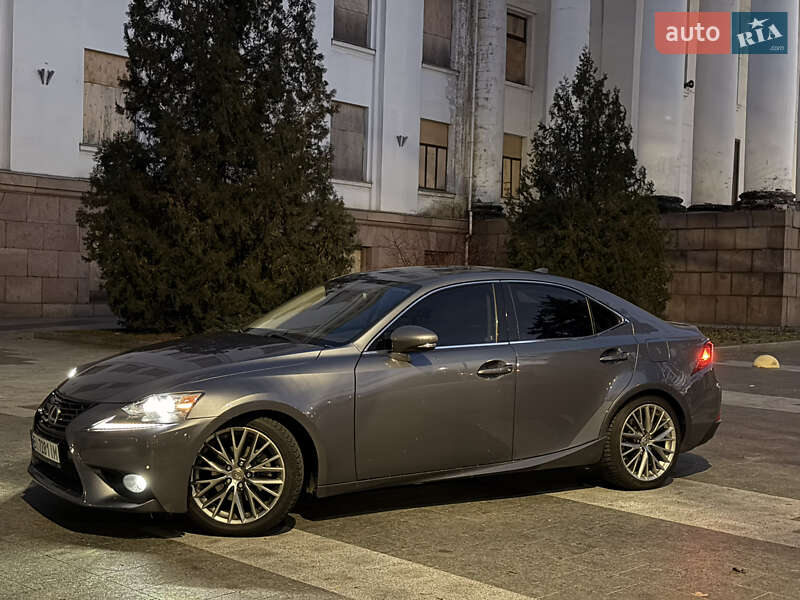 Седан Lexus IS 2014 в Краматорске фото 2 Седан Lexus IS 2014 в Краматорске