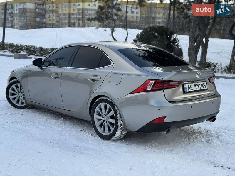 Седан Lexus IS 2013 в Днепре