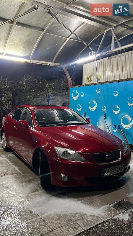 Седан Lexus IS 2006 в Киеве