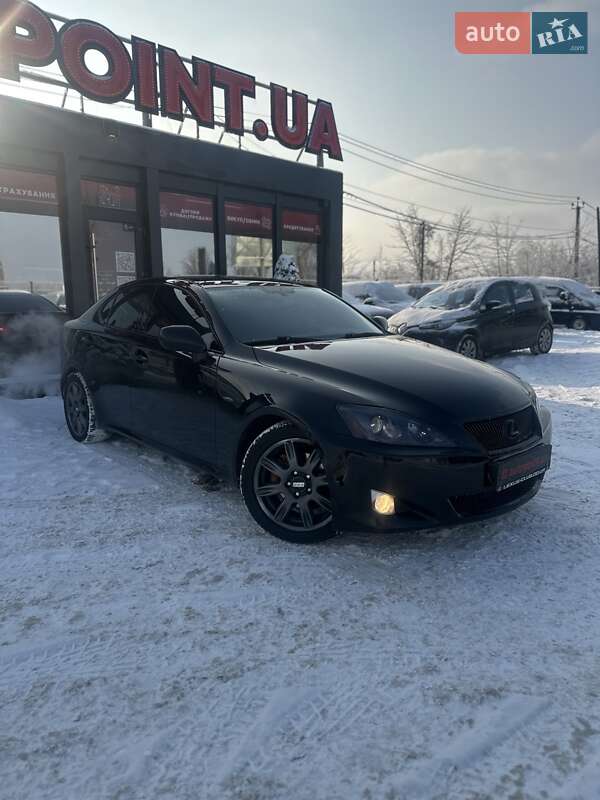Седан Lexus IS 2007 в Білогородці