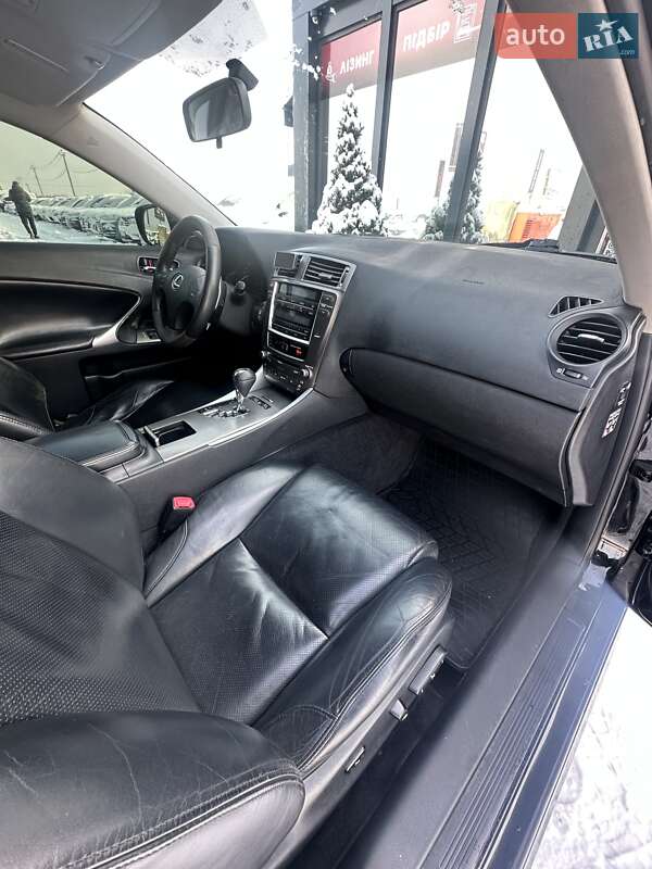 Седан Lexus IS 2007 в Білогородці