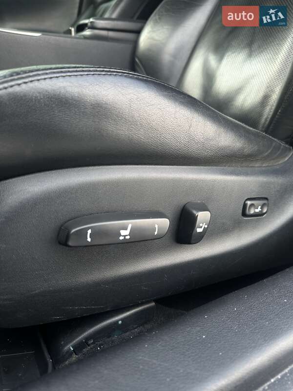 Седан Lexus IS 2007 в Білогородці