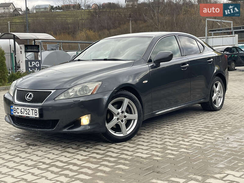 Седан Lexus IS 2007 в Турке