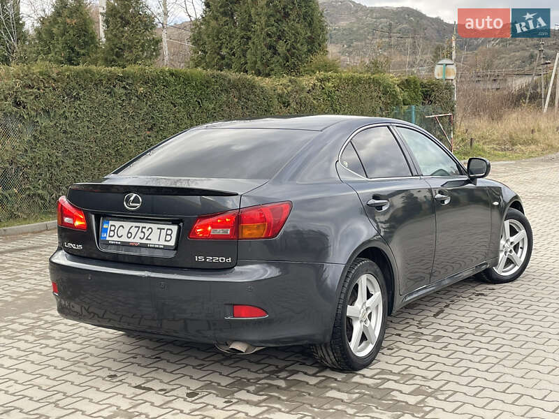 Седан Lexus IS 2007 в Турке