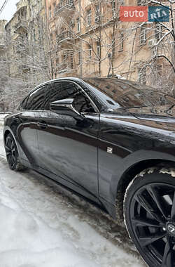 Седан Lexus IS 2024 в Киеве