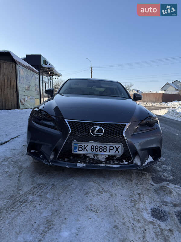 Седан Lexus IS 2016 в Здолбуніві