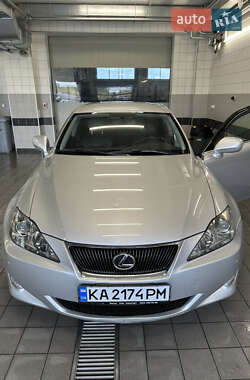 Седан Lexus IS 2008 в Киеве