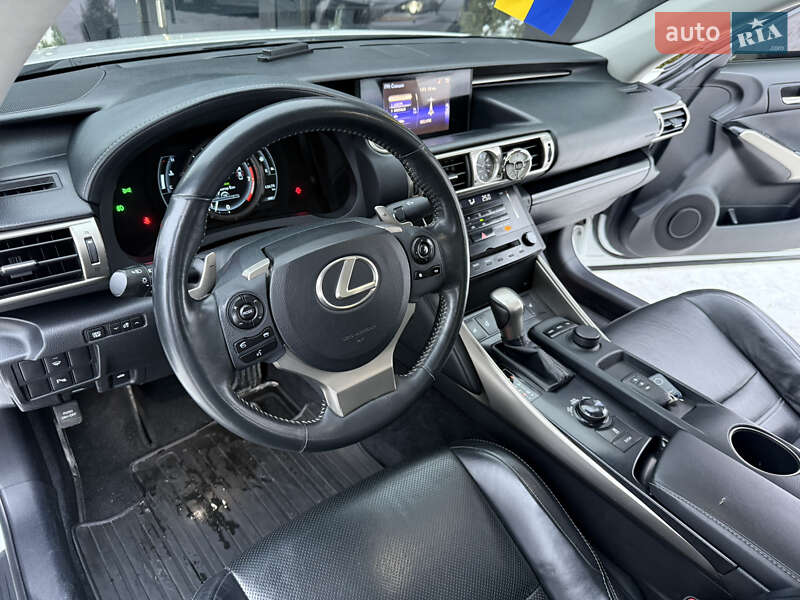 Седан Lexus IS 2013 в Києві фото 16 Седан Lexus IS 2013 в Києві