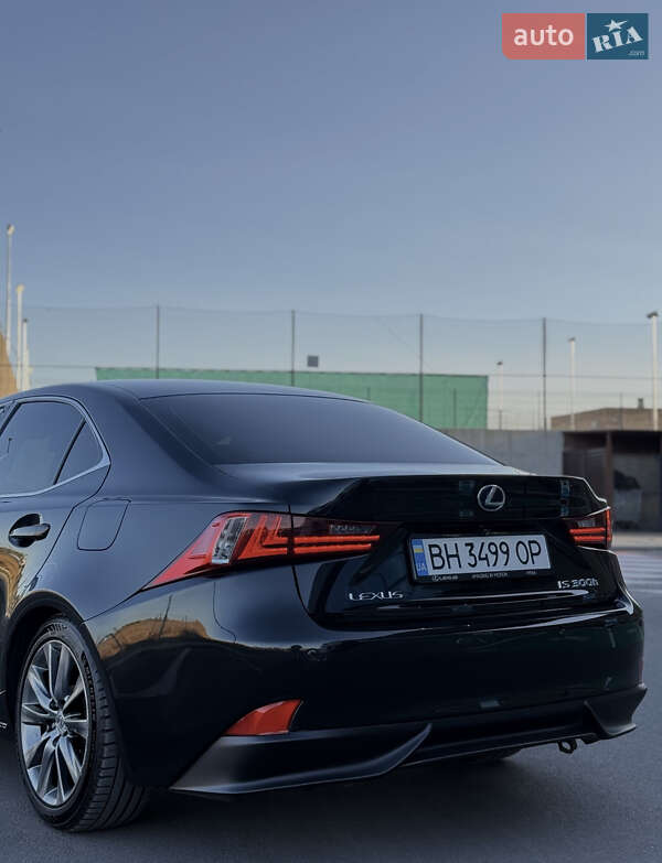 Седан Lexus IS 2016 в Одессе