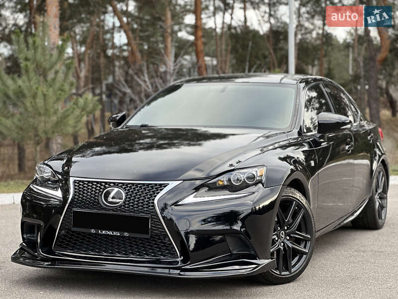 Седан Lexus IS 2014 в Киеве