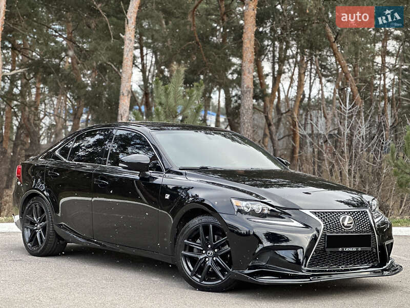 Седан Lexus IS 2014 в Киеве
