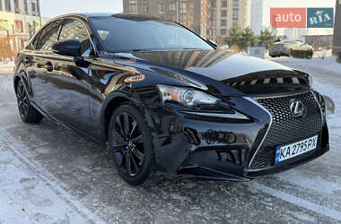 Седан Lexus IS 2015 в Киеве
