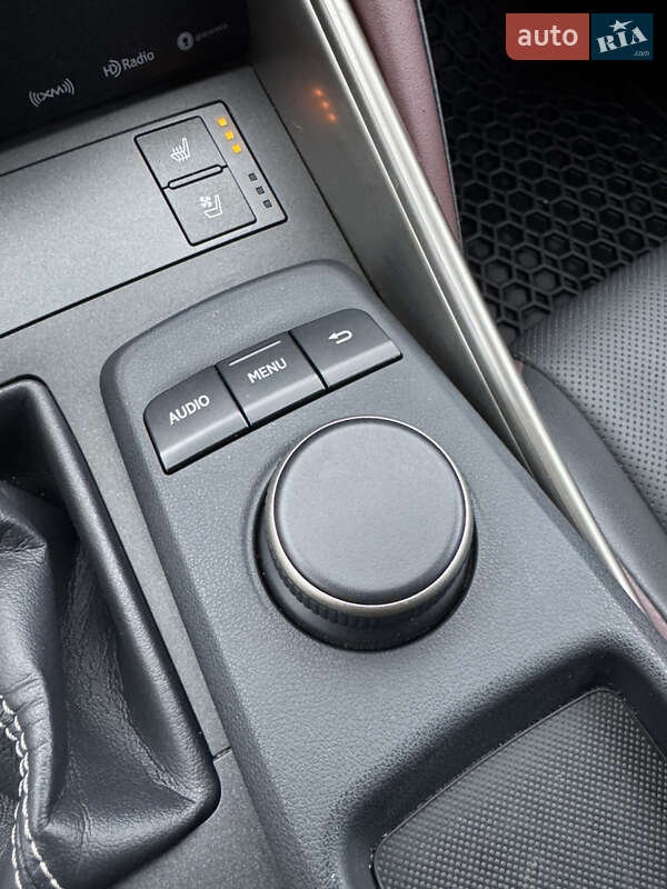 Седан Lexus IS 2016 в Києві фото 14 Седан Lexus IS 2016 в Києві
