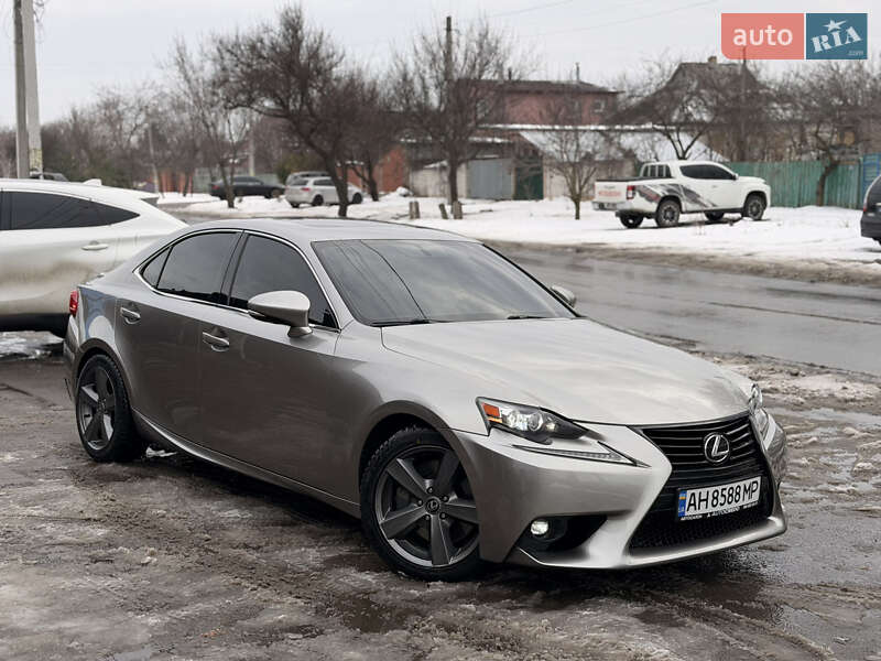 Седан Lexus IS 2015 в Краматорську фото 6 Седан Lexus IS 2015 в Краматорську