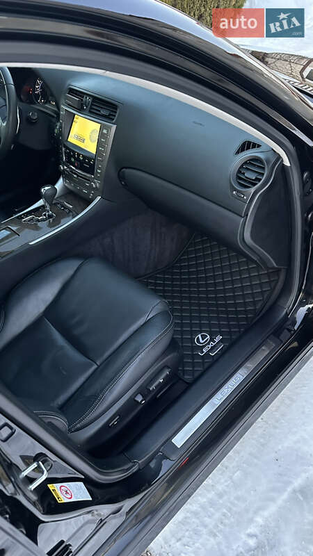 Седан Lexus IS 2010 в Львове фото 12 Седан Lexus IS 2010 в Львове