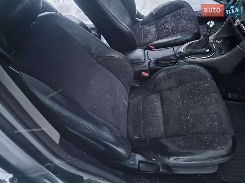 Седан Lexus IS 1999 в Каменском
