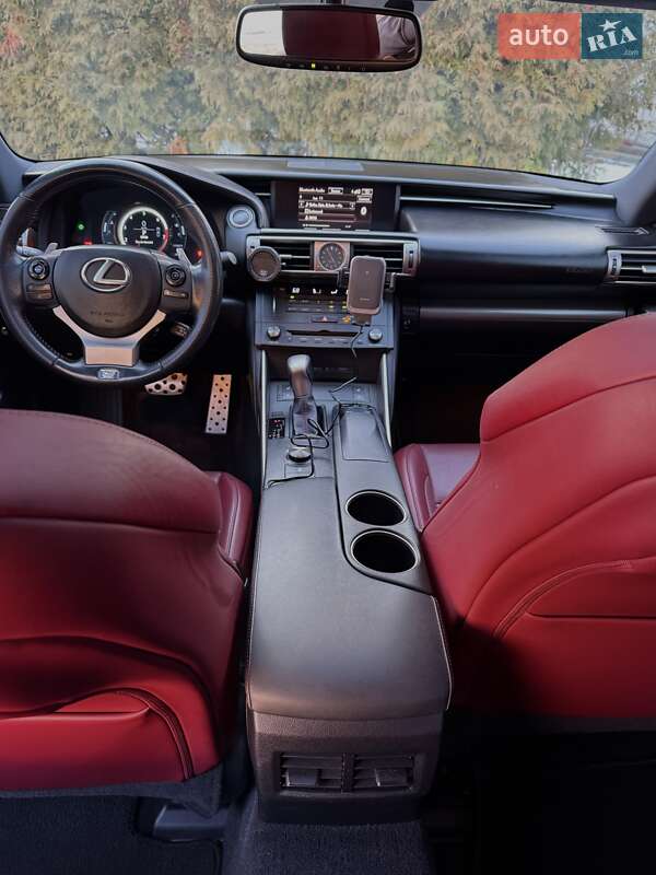 Седан Lexus IS 2015 в Дрогобыче фото 20 Седан Lexus IS 2015 в Дрогобыче