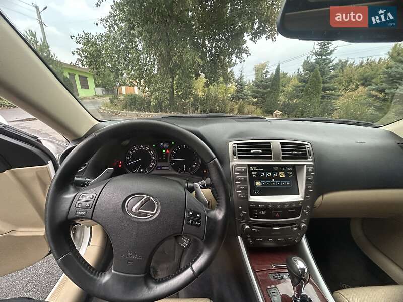 Седан Lexus IS 2008 в Києві фото 5 Седан Lexus IS 2008 в Києві