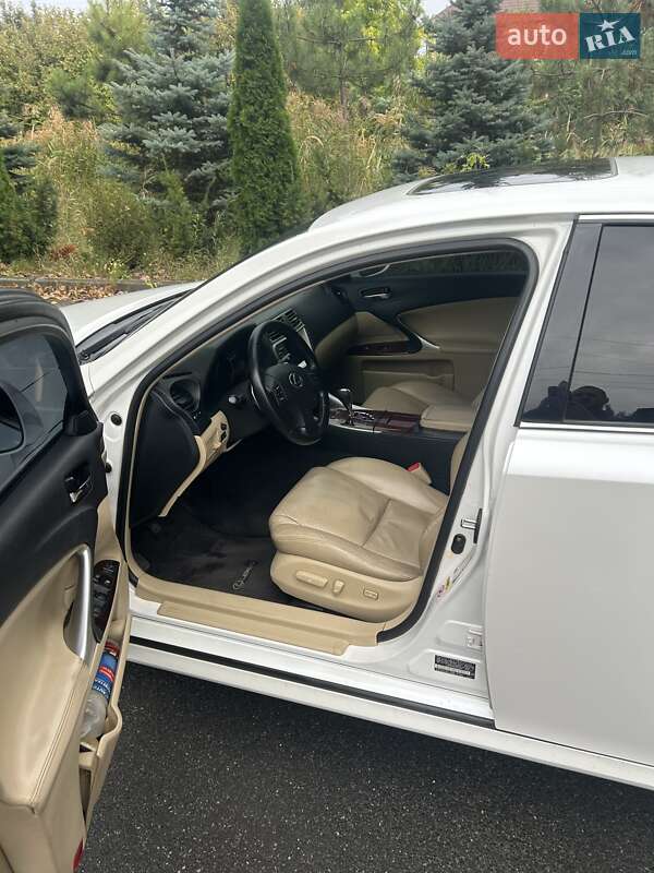 Седан Lexus IS 2008 в Києві фото 10 Седан Lexus IS 2008 в Києві