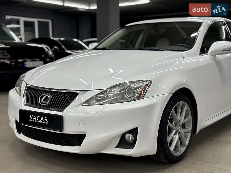 Седан Lexus IS 2010 в Харкові фото 3 Седан Lexus IS 2010 в Харкові